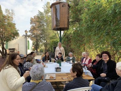 מבקרים מכל הארץ בימי בנימינה